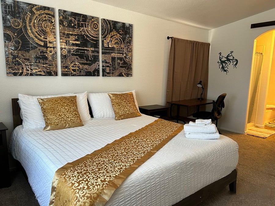 Furnished Finder property 706422_1 photo 16