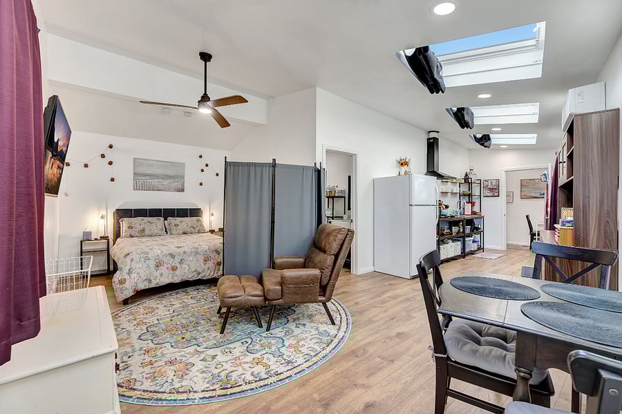 Furnished Finder property 706475_1 photo 1