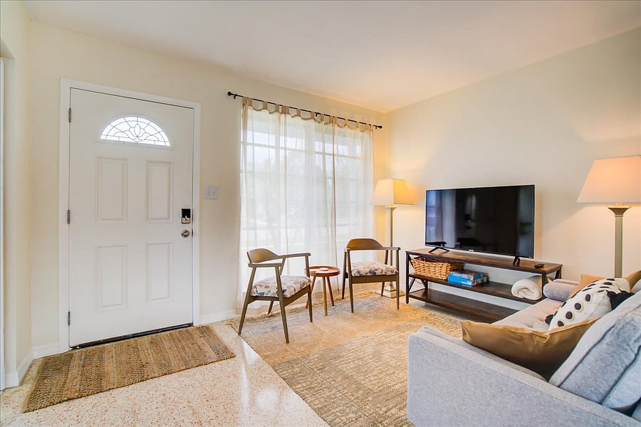Furnished Finder property 706492_1 photo 3