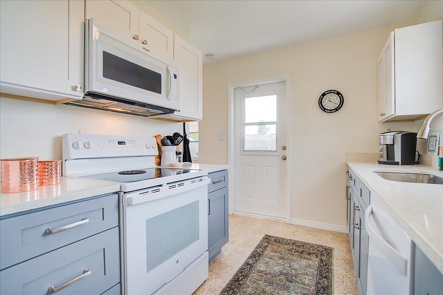 Furnished Finder property 706492_1 photo 5
