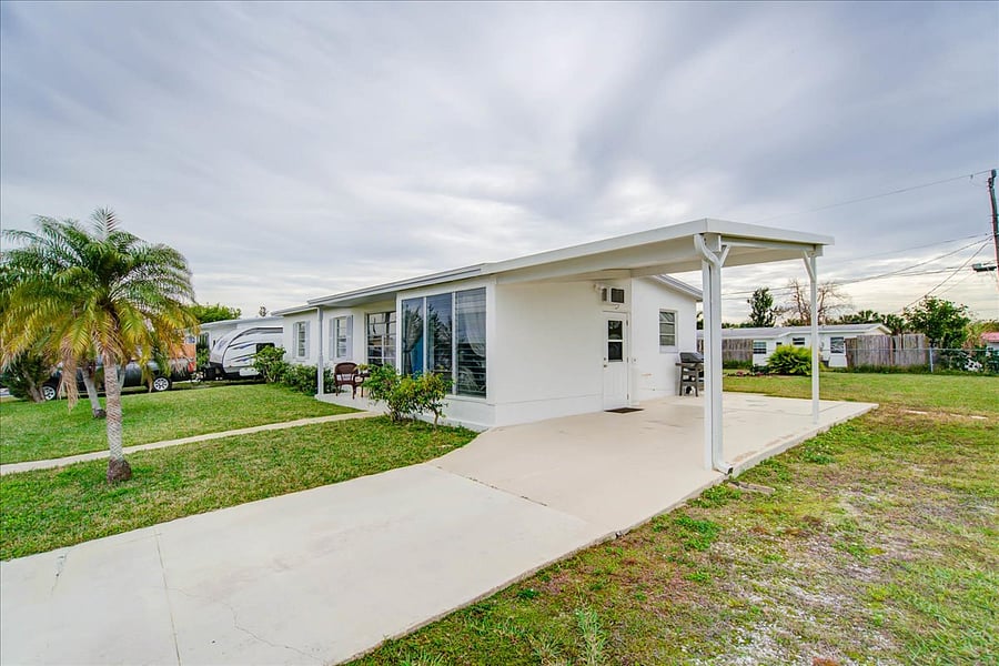 Furnished Finder property 706492_1 photo 24
