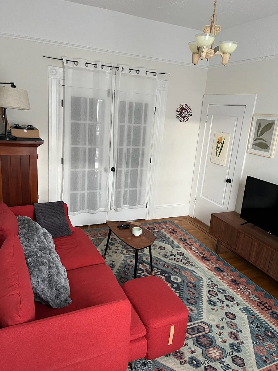Second living room