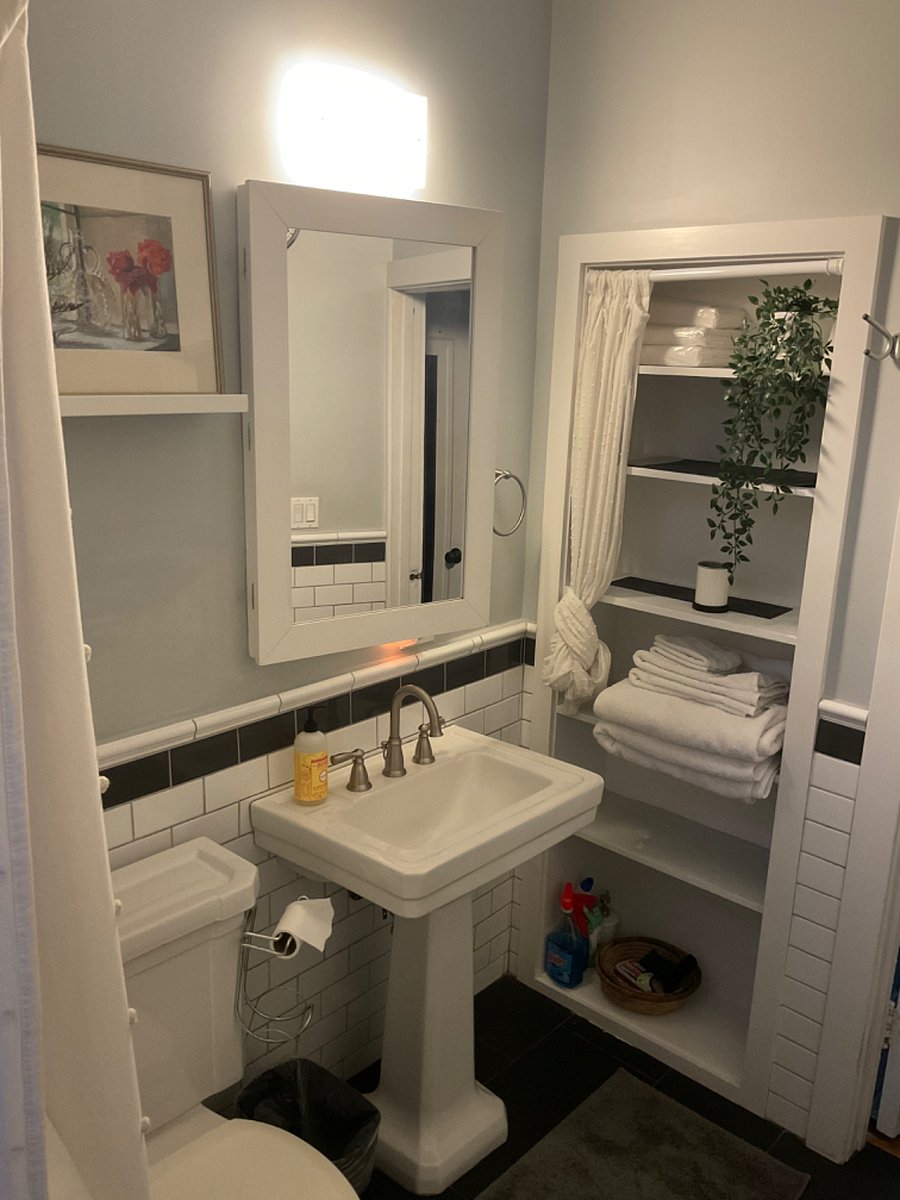 Bathroom #1
