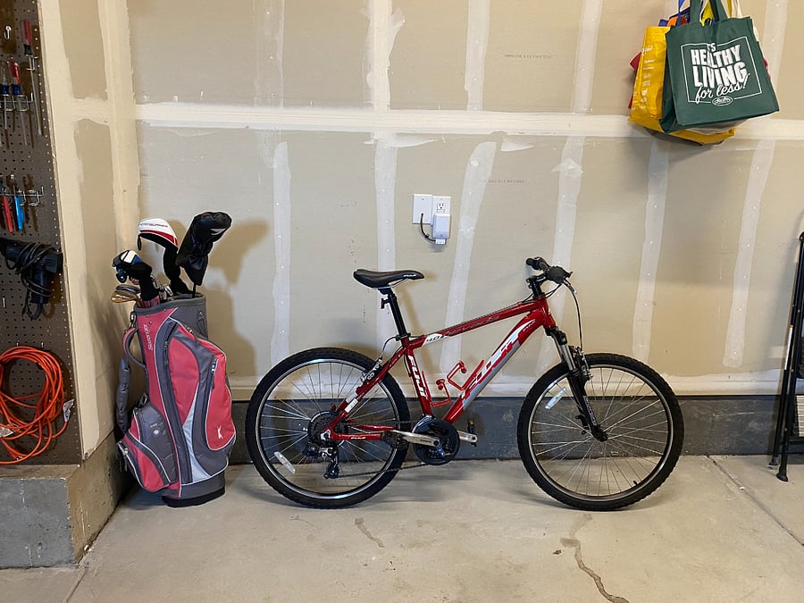 Bike and Golf Clubs available for use.