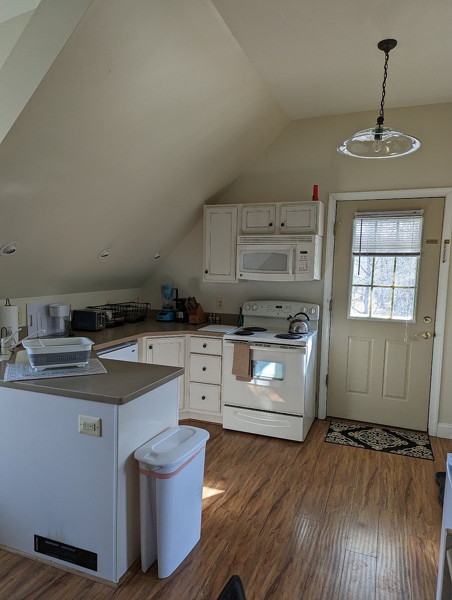 Furnished Finder property 706647_1 photo 2