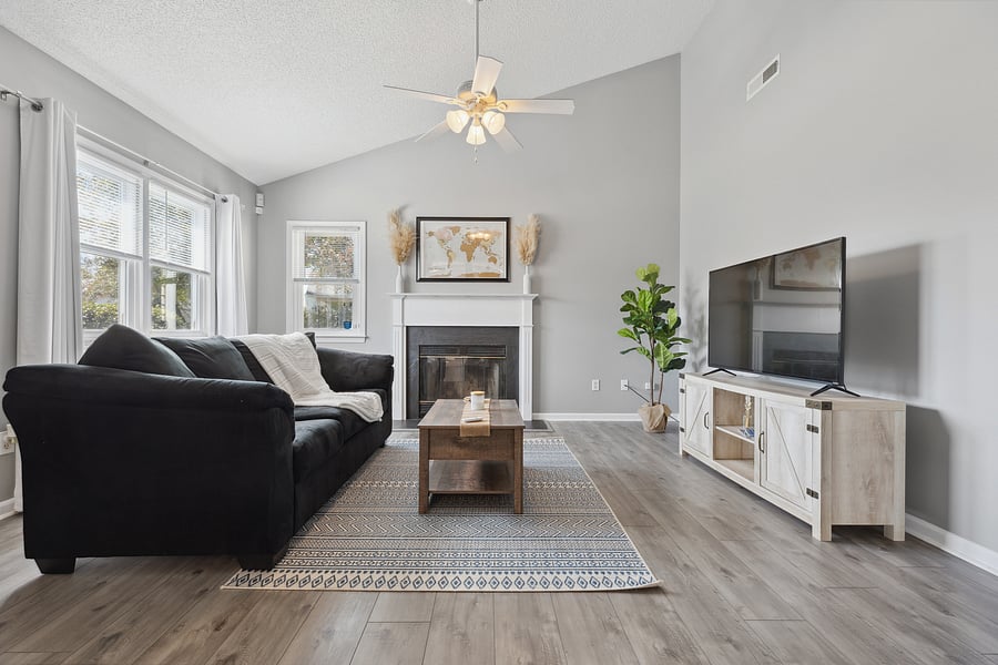Furnished Finder property 706649_1 photo 1