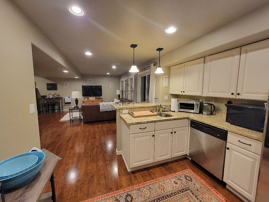 Furnished Finder property 706672_1 photo 3