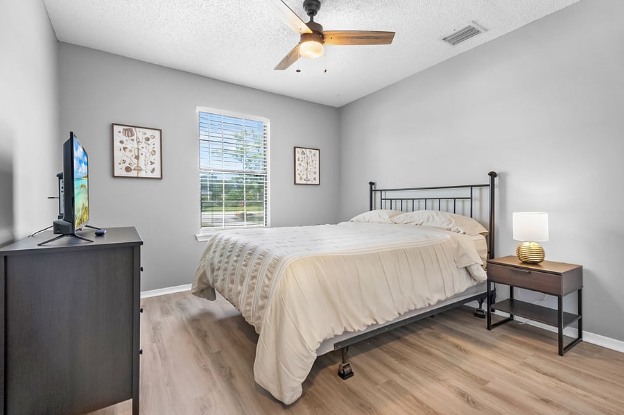 Furnished Finder property 706707_1 photo 15