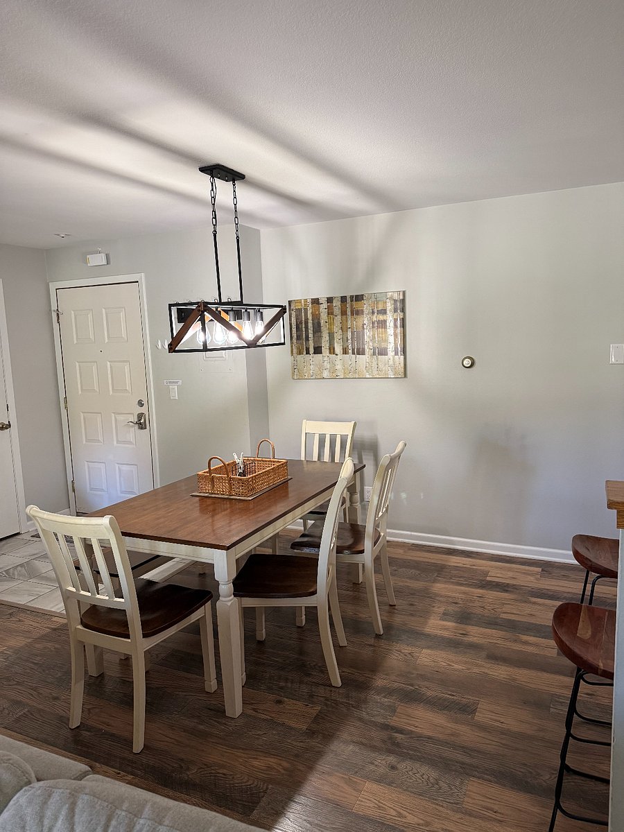 Furnished Finder property 706712_1 photo 4