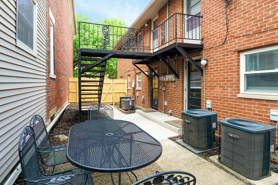 Outdoor tables available to guests. 