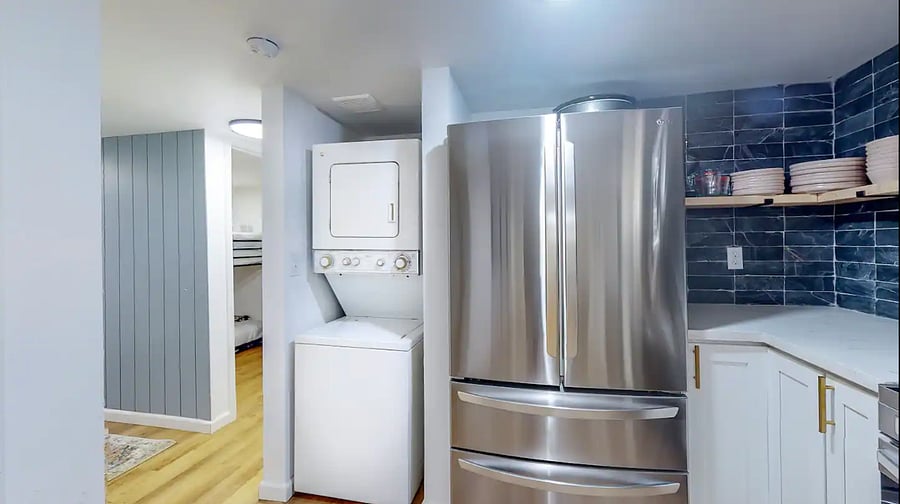 Furnished Finder property 706800_1 photo 21