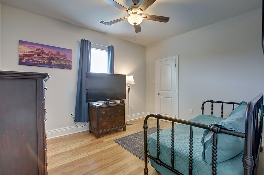 Furnished Finder property 706802_1 photo 18