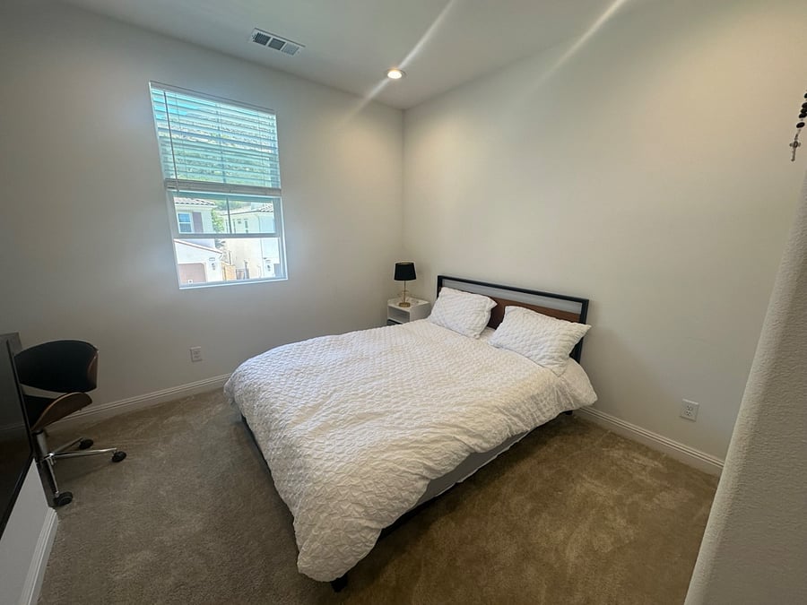 Furnished Finder property 706848_3 photo 3