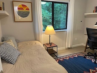 Office with daybed