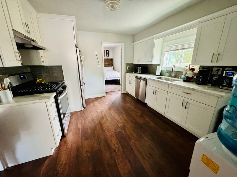Gas stove and dishwasher