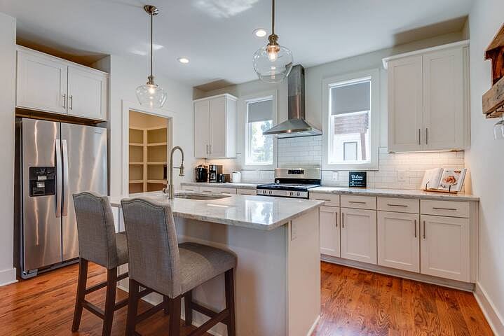 Furnished Finder property 707185_1 photo 4