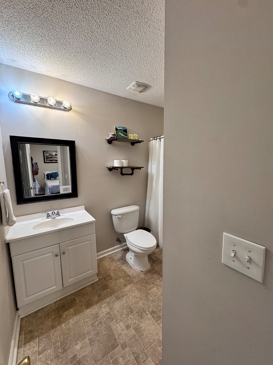 Furnished Finder property 707192_1 photo 10