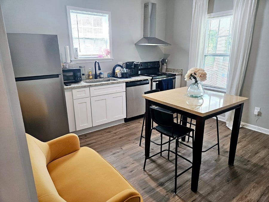 Furnished Finder property 707296_1 photo 3