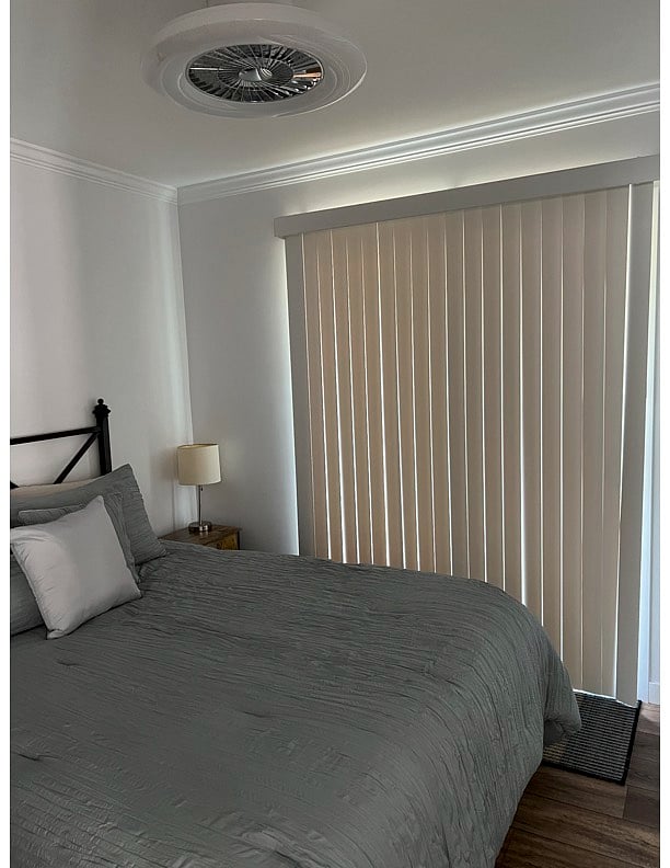 Bedroom w/ blinds closed