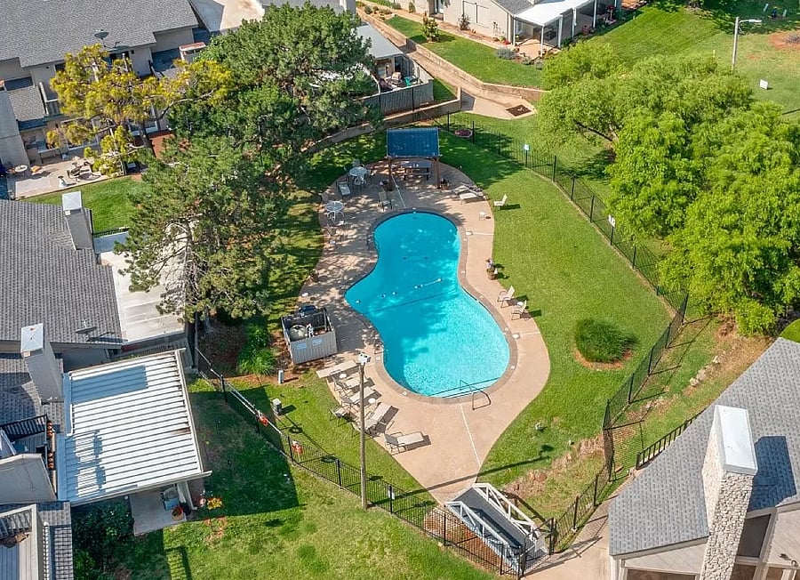 Adult pool