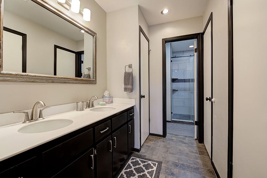 Bathroom #2