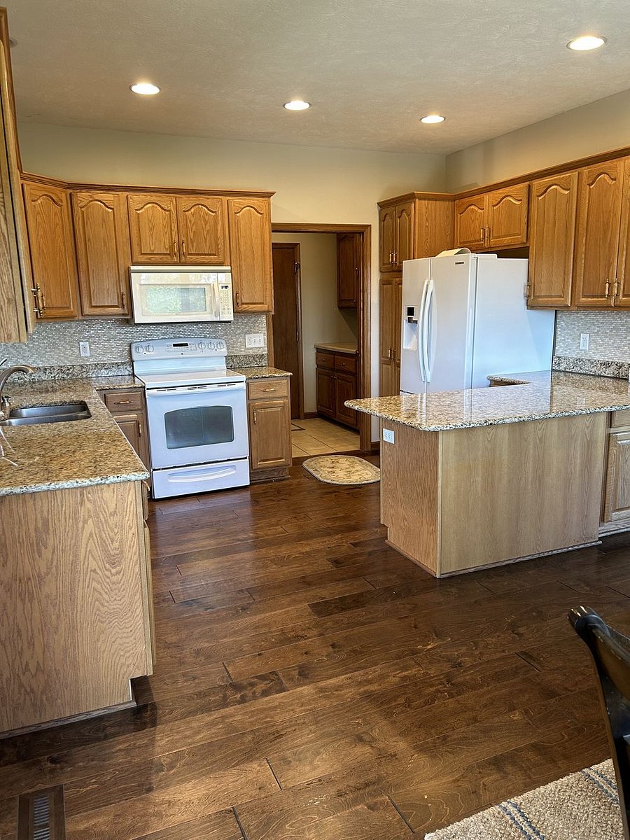 Furnished Finder property 707370_1 photo 13