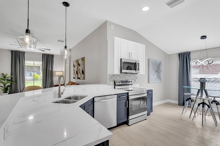 Furnished Finder property 707382_1 photo 11