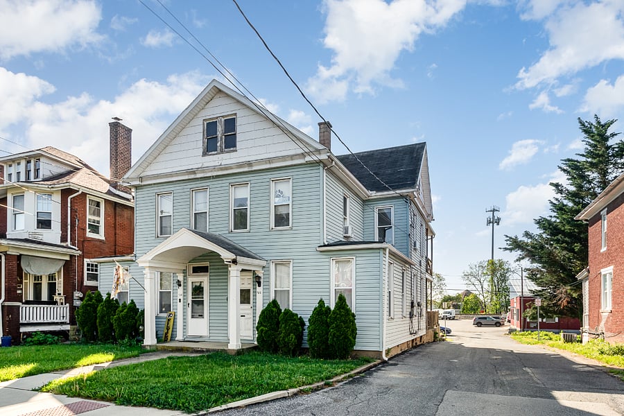 Great location and awesome neighbors!