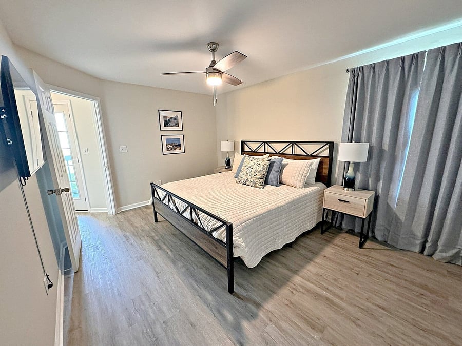 King Bed with memory foam mattress. Attached full bath.