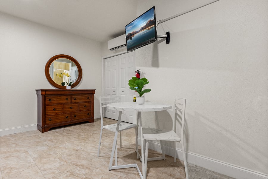 Furnished Finder property 707405_1 photo 6