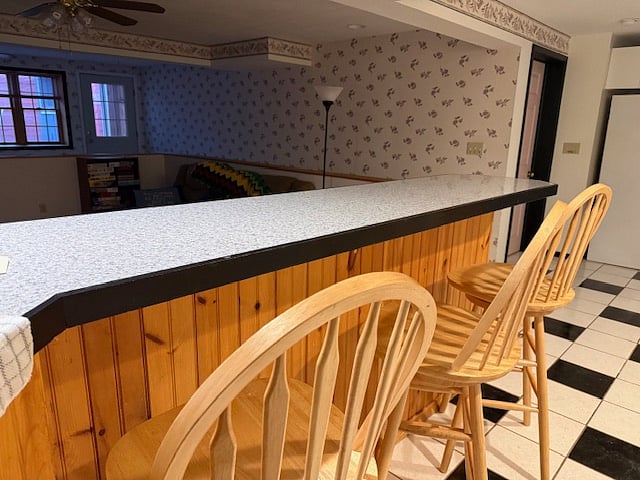 Breakfast bar