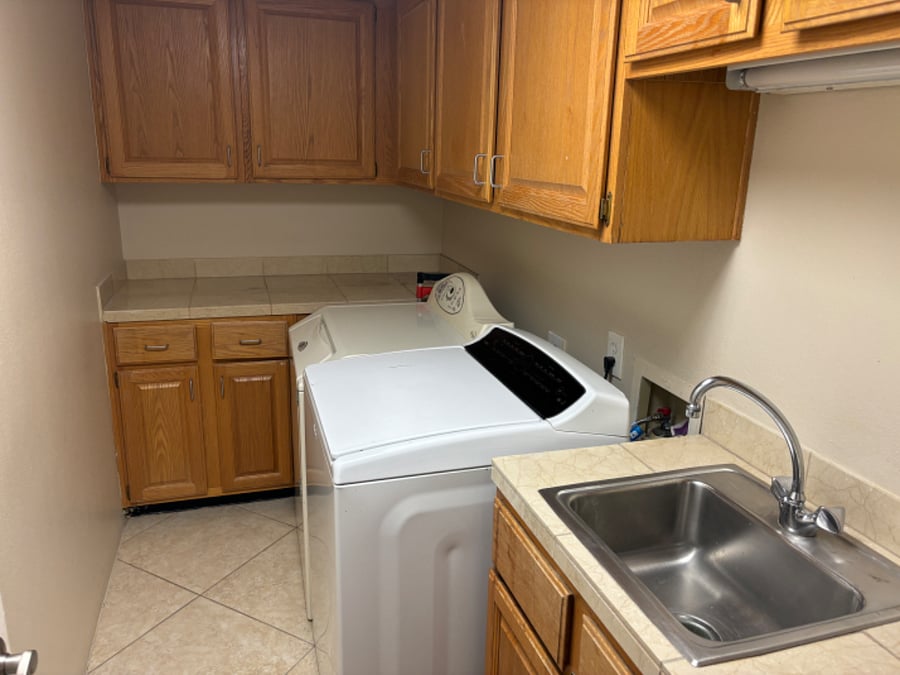 Furnished Finder property 707411_1 photo 10