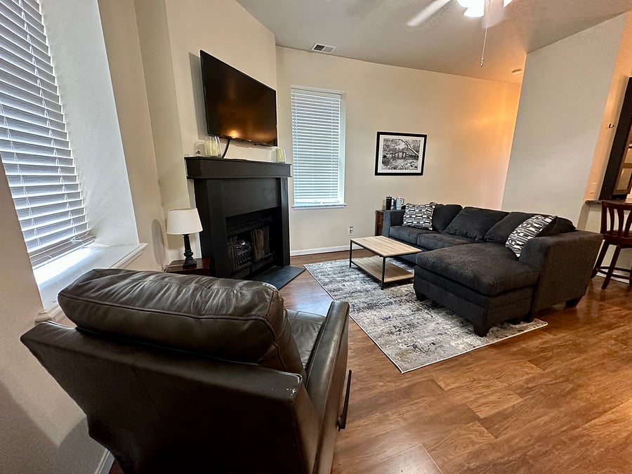 Furnished Finder property 707478_1 photo 3