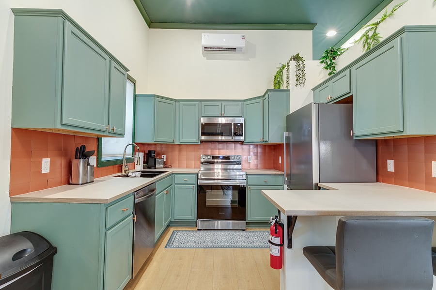 Furnished Finder property 707522_1 photo 8