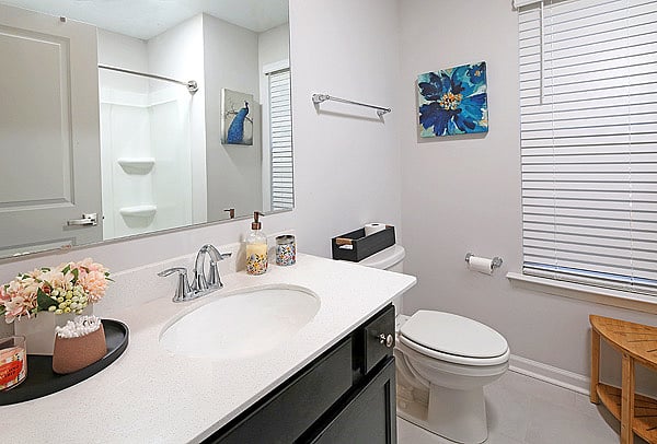 2nd Bathroom shared by Secondary Bedrooms