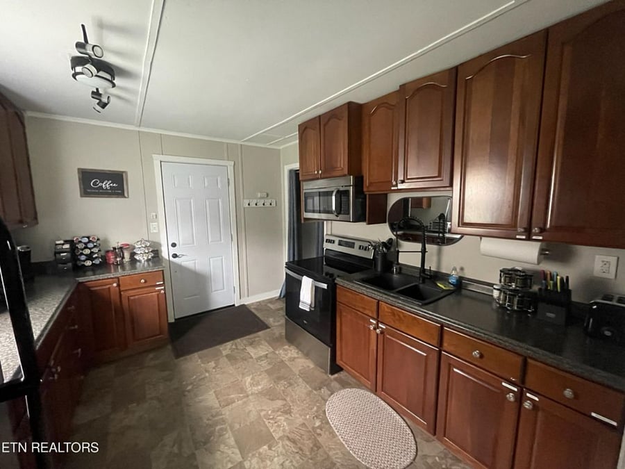 Furnished Finder property 707645_1 photo 20
