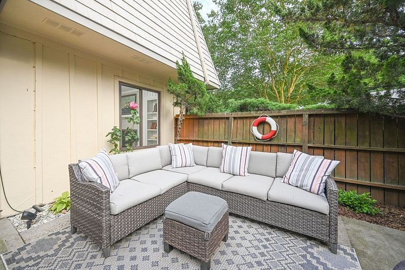 Furnished Finder property 707710_1 photo 18