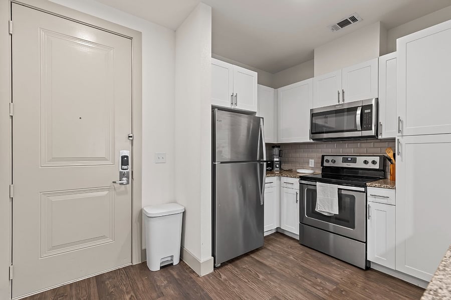Furnished Finder property 707735_1 photo 6