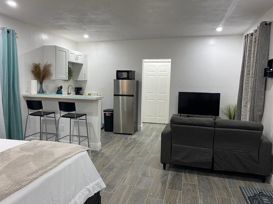 Furnished Finder property 707768_1 photo 4