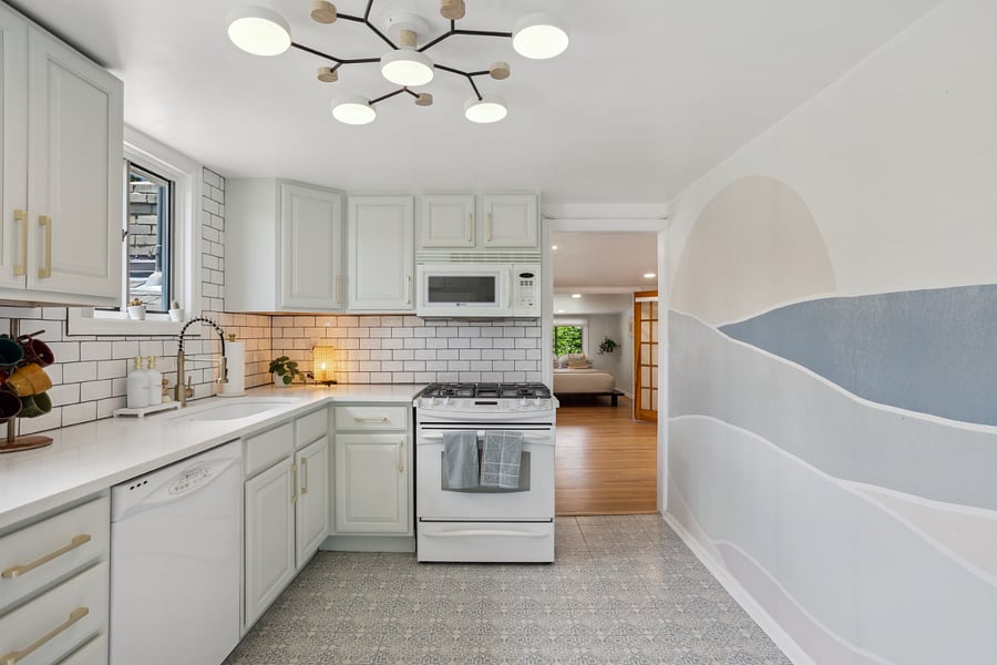 Furnished Finder property 707814_1 photo 8