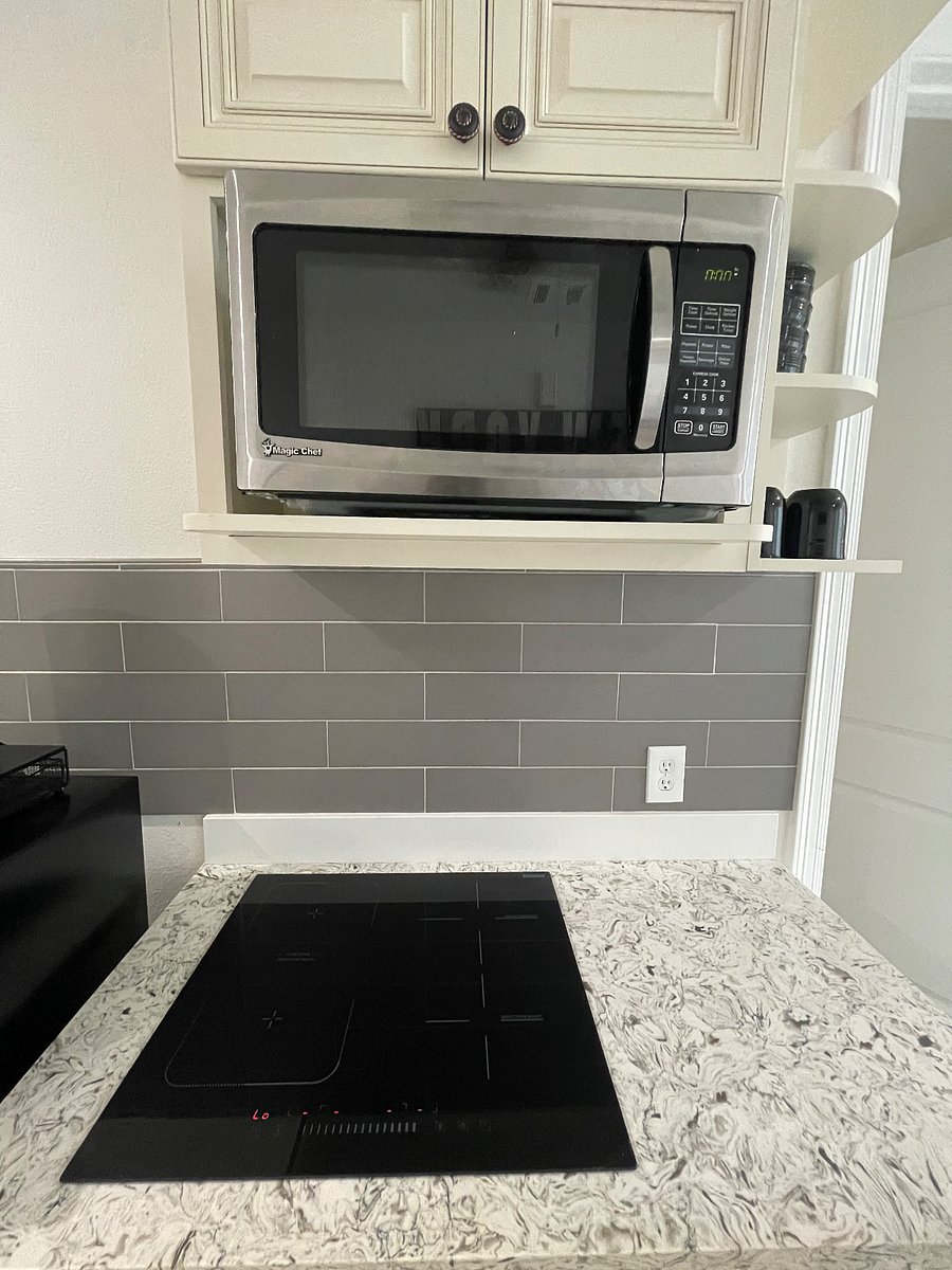 Induction Stove & Microwave
