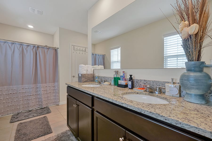 Furnished Finder property 707839_1 photo 33