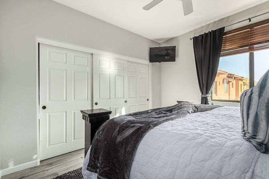 Master bedroom with tv!