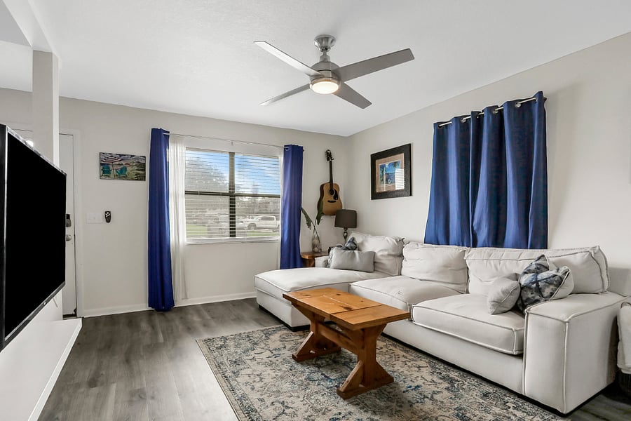 Furnished Finder property 707895_1 photo 2