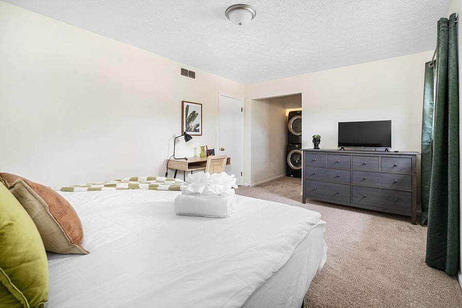 Furnished Finder property 707947_1 photo 20