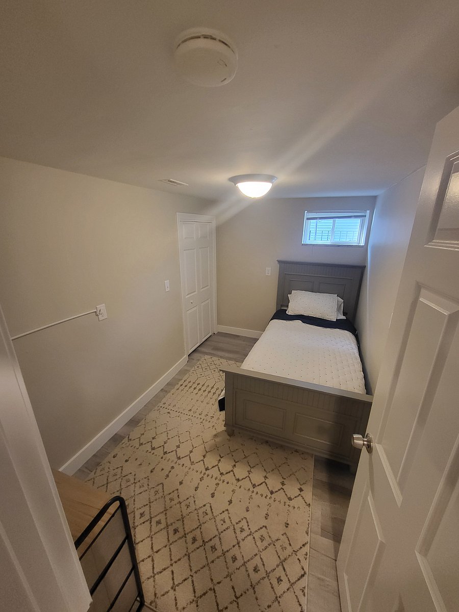Furnished Finder property 708001_1 photo 4