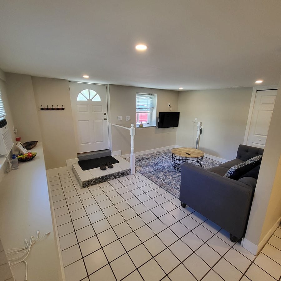 Furnished Finder property 708001_1 photo 10