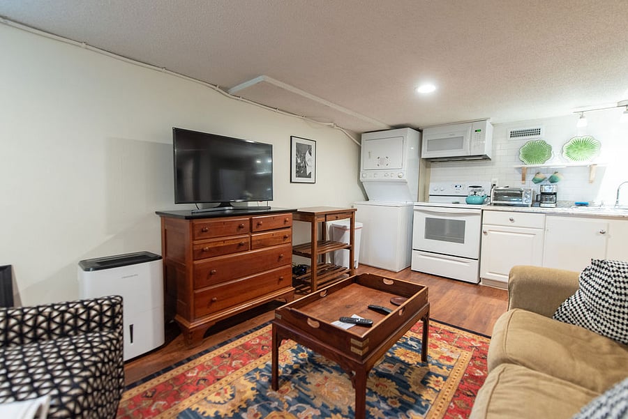 Furnished Finder property 708008_1 photo 3
