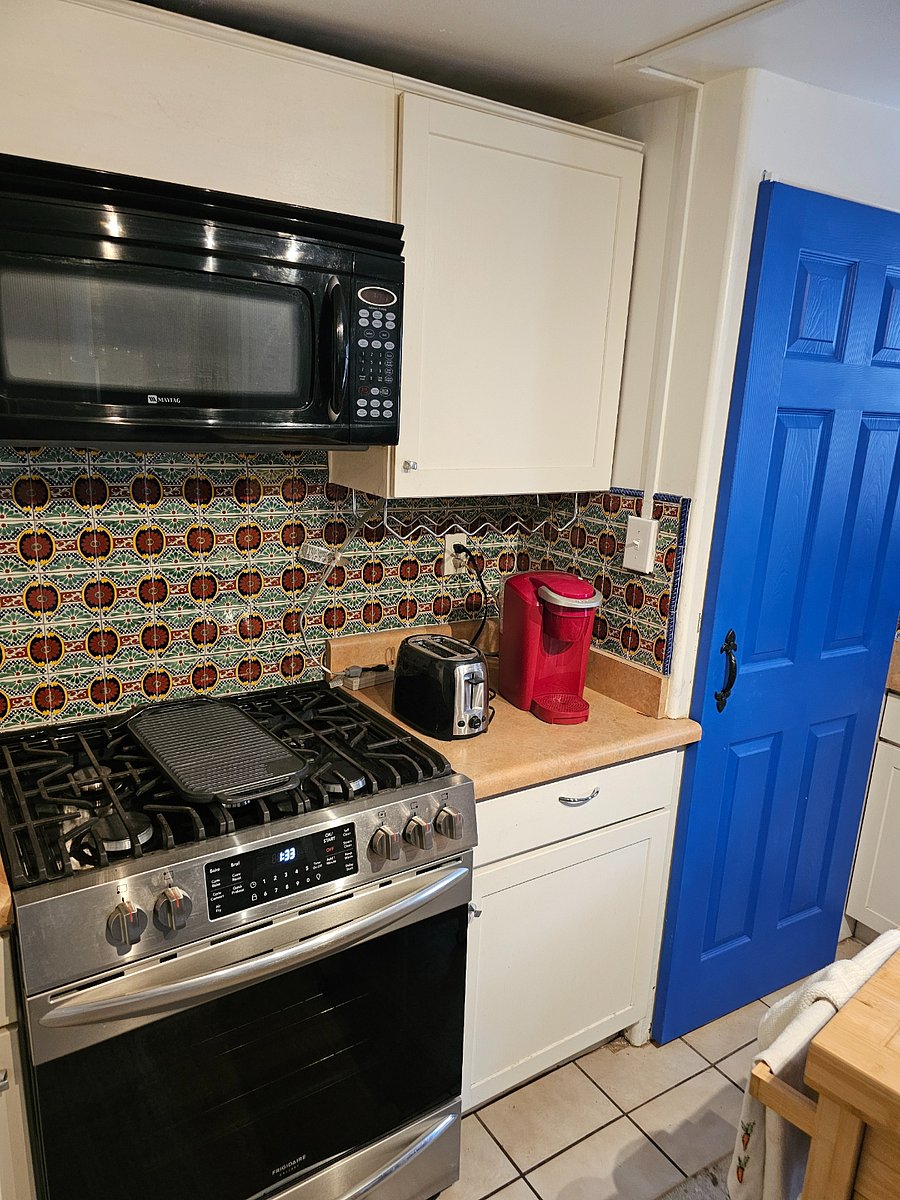 Furnished Finder property 708042_1 photo 15