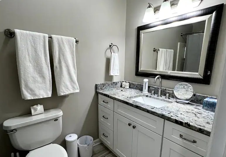 Secondary Bathroom 